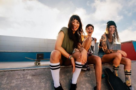 Description image for Klipsch Austin Portable Bluetooth Speaker with Powerful Sound Performance