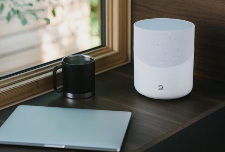 Description image for Bluesound P230BLKUNV Pulse M Omni-Hybrid Wireless Music Streaming Speaker BLACK - Open Box