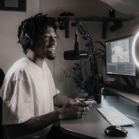 Description image for Shure MV7-K USB Podcast Microphone for Recording, Live Streaming & Gaming w Built-In H