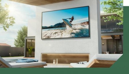 Description image for Samsung QN65LST7DAFXZC 65-Inch The Terrace Outdoor TV [2025]
