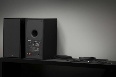 Description image for Klipsch R40PM Reference 4" Two Way Powered Bookshelf Speakers (Pair) BLACK